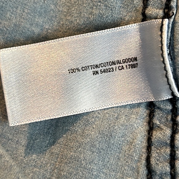 Old Navy button down shirt size medium - Picture 7 of 15